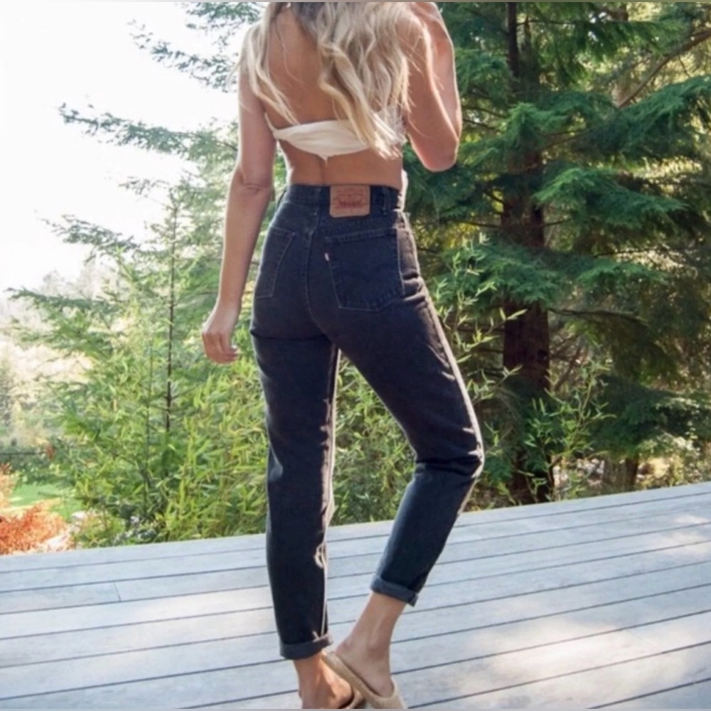 Vintage 560 Levi’s jeans size 7